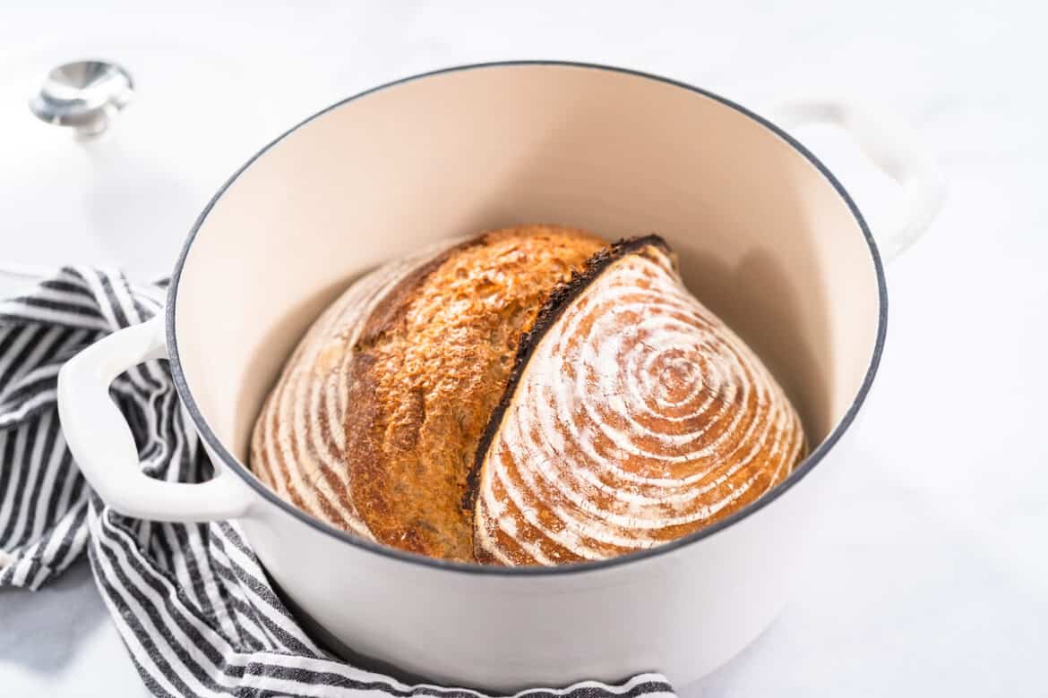 7 Best Dutch Ovens For Sourdough Foods Guy