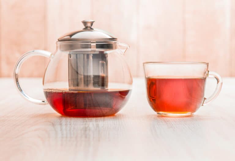 7 Best Teapots And Kettles With Infusers [2024]