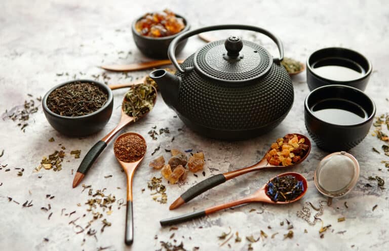 9 Best Cast Iron Teapots Of 2024