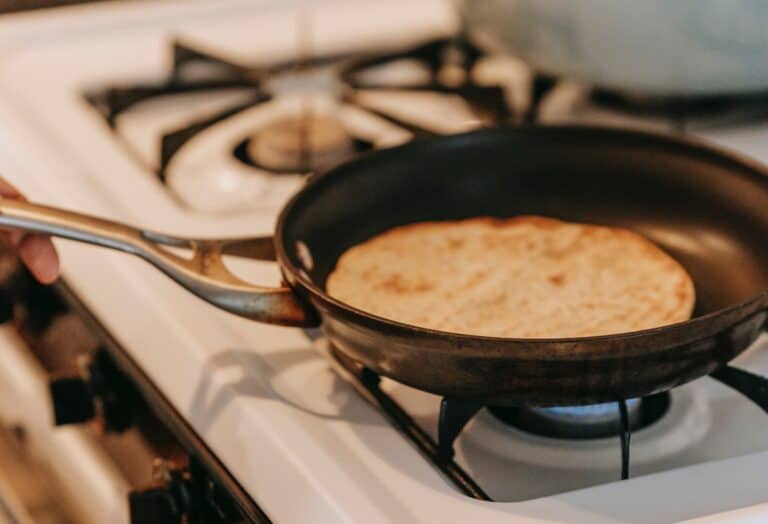 Can Calphalon Pans Go In The Oven?