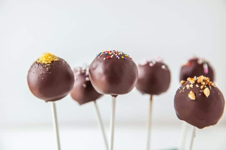 11 Best Cake Pop Molds Of 2024