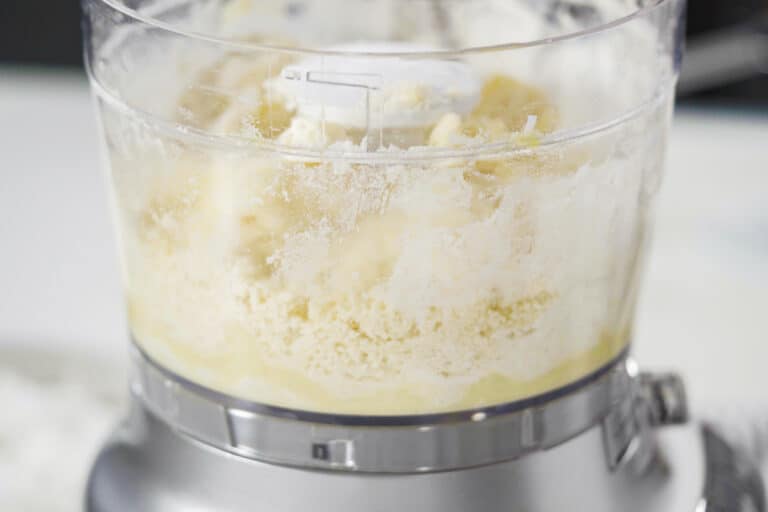 9 Cheapest Food Processors (That Still Get The Job Done) – 2026