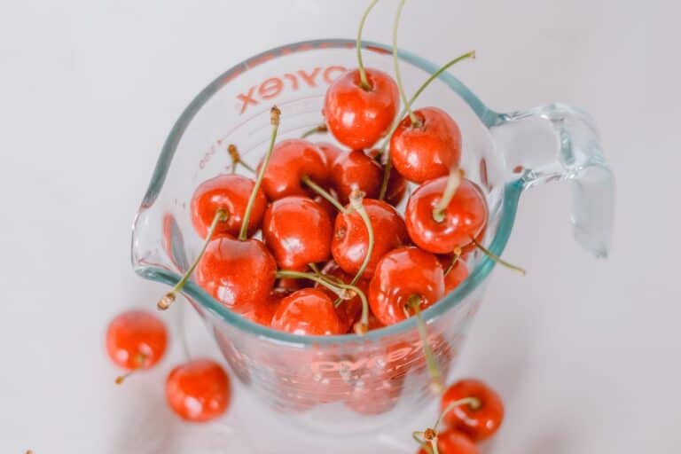 Can Pyrex Go in The Microwave?