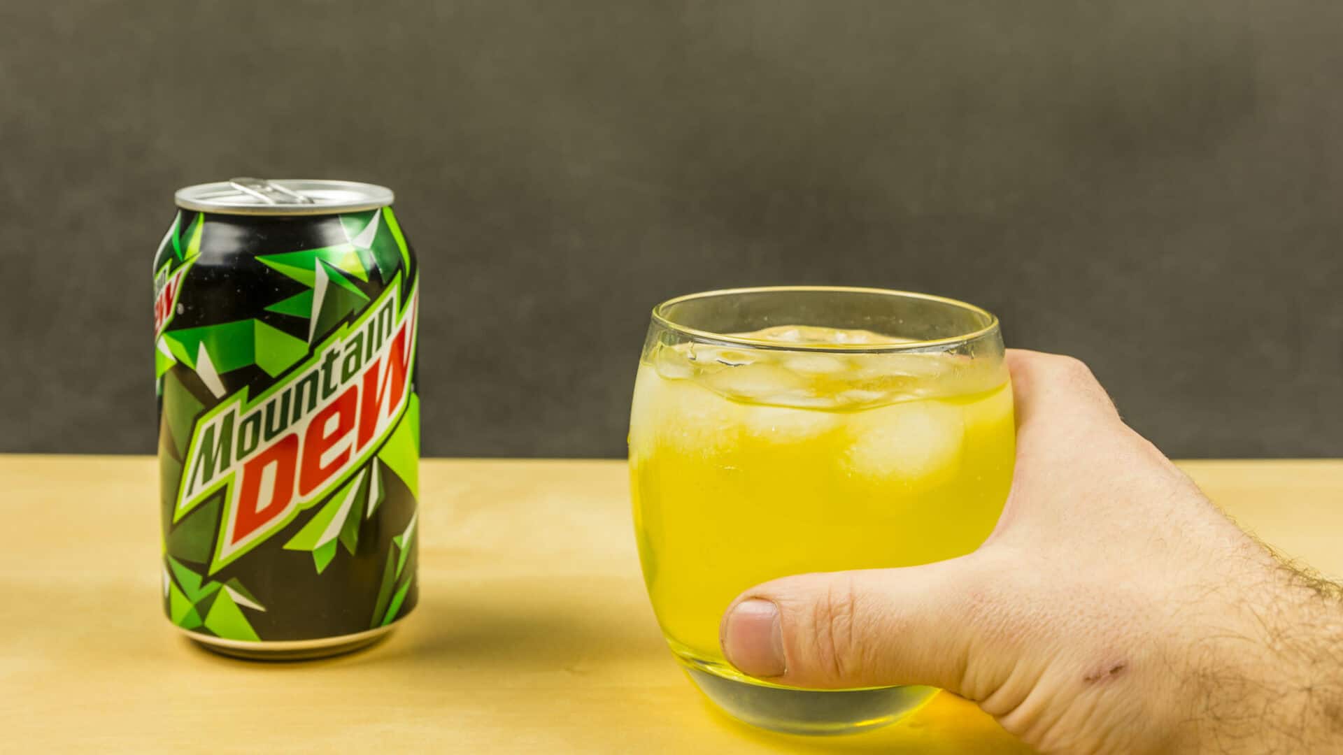 Mountain Dew Vs Mello Yello – How To Choose - Foods Guy