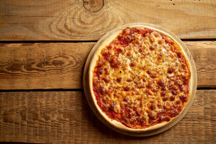 How Many Slices in a 14-Inch Pizza?