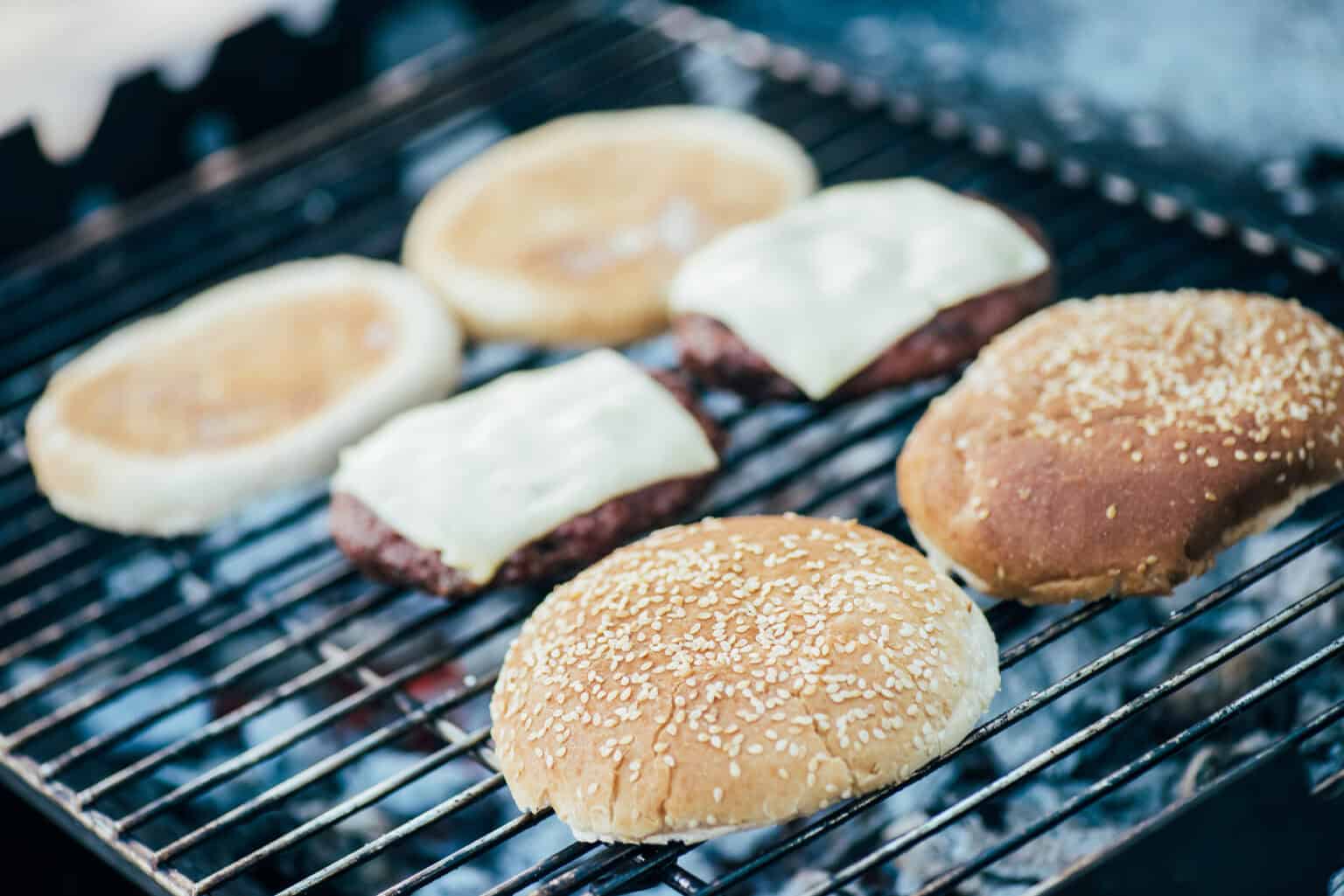 Freeze Hamburger Buns &ndash; How to Do It Right